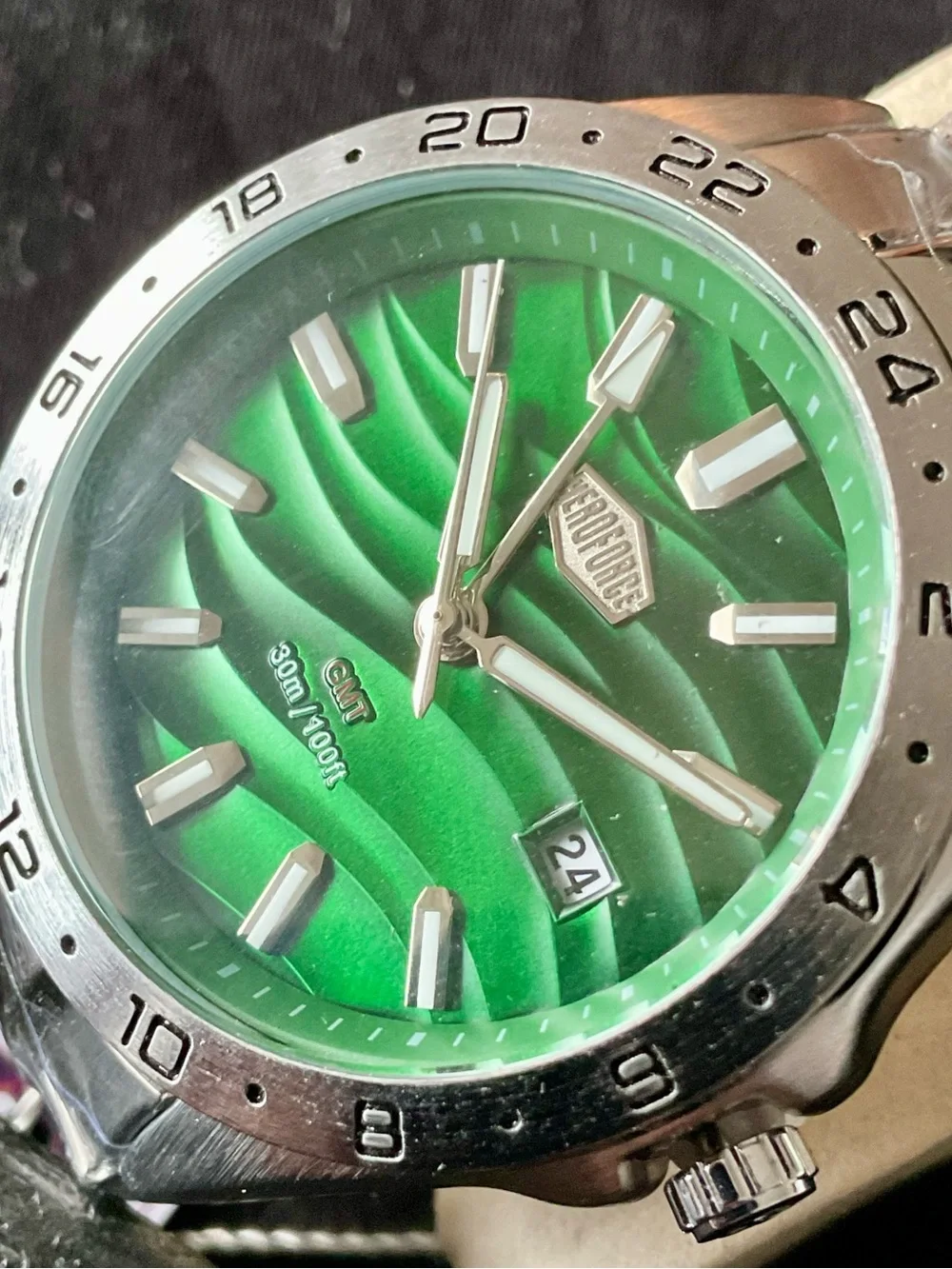 NIB Wavy Desert Dial Heroforce GMT Watch w Tool